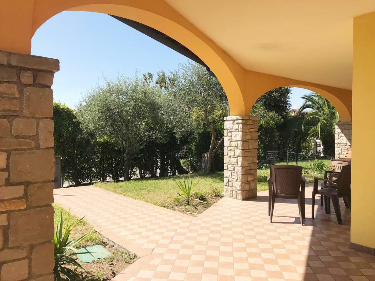 מנרבה דל גארדה Villa The Sweet Rose With Pool מראה חיצוני תמונה